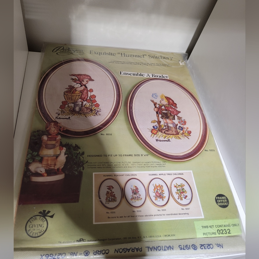 Cross stich vintage Kit " Hummel " New stitchery